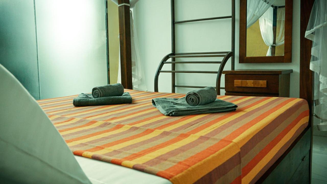 Memories Weligama Hostel Kültér fotó