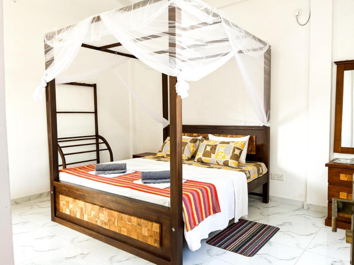 Memories Weligama Hostel Kültér fotó